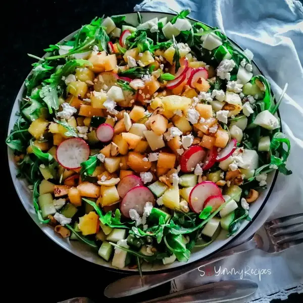 Apple Salad with Balsamic Vinaigrette