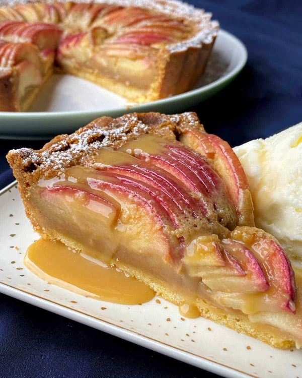 Caramel Apple Tart