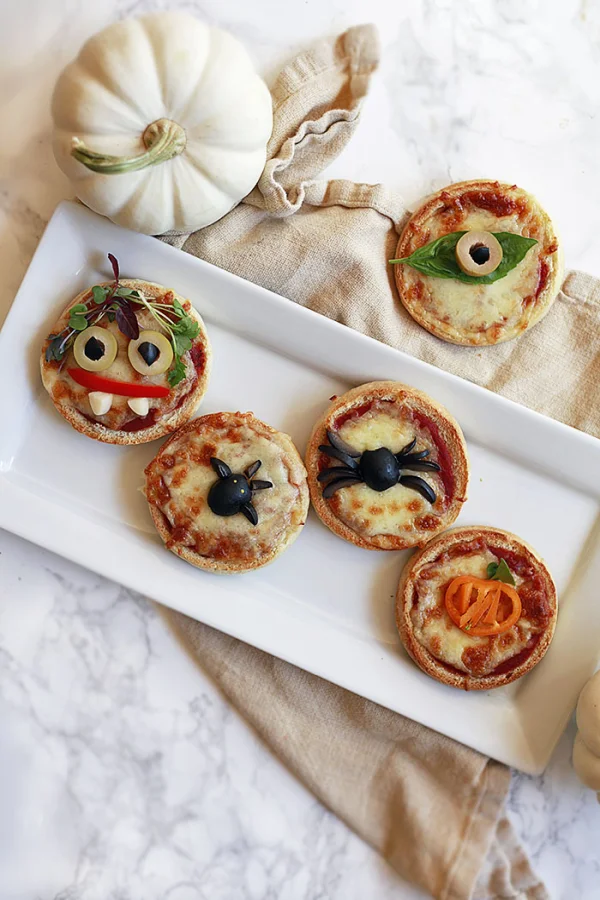 Halloween Pizza Bites