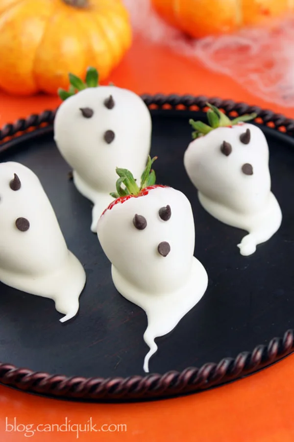 Dipped Strawberry Ghosts